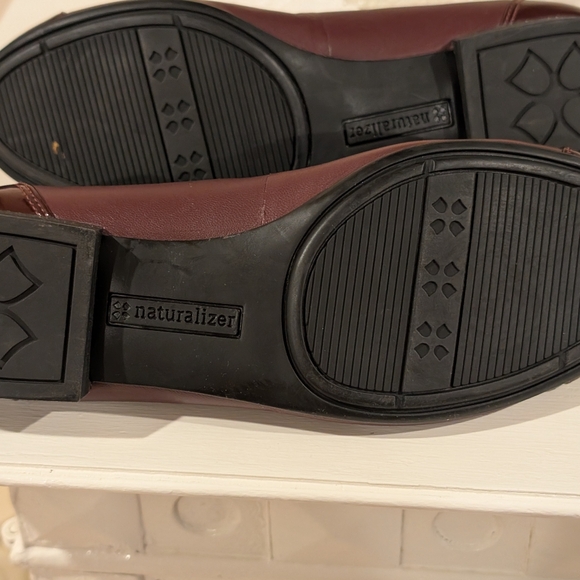 Naturalizer flats- size 7 - Picture 12 of 12